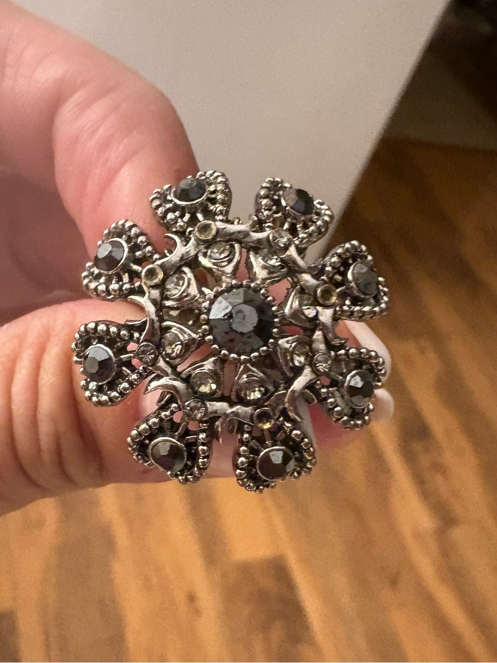 Vintage-Inspired Black Crystal Floral Statement Ring